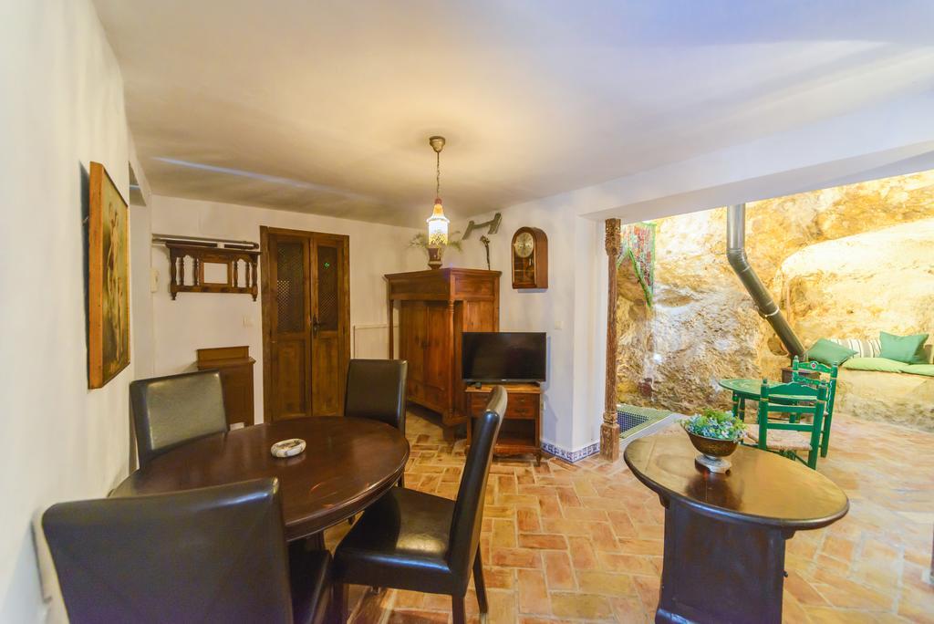 Casa Spa La Agueda Y Robledo Peñaflor Esterno foto