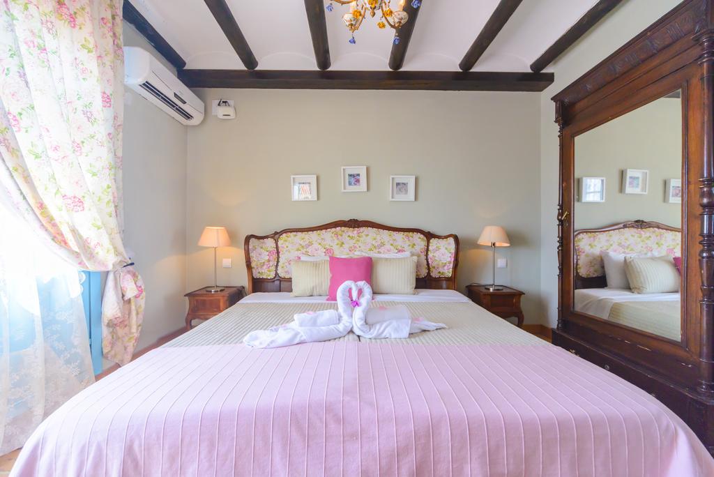 Casa Spa La Agueda Y Robledo Peñaflor Esterno foto