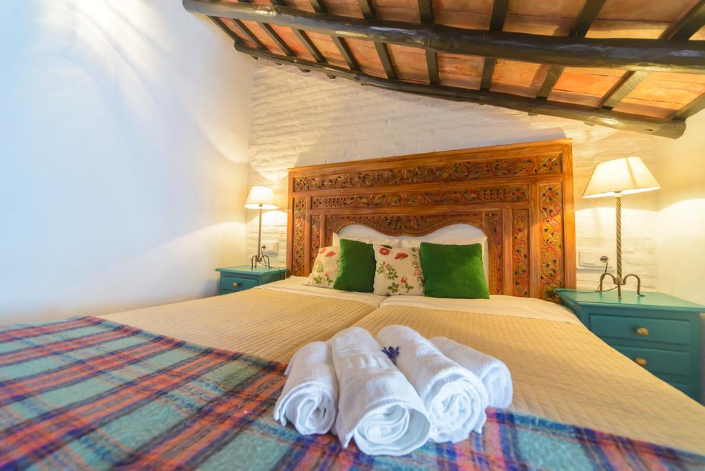 Casa Spa La Agueda Y Robledo Peñaflor Esterno foto